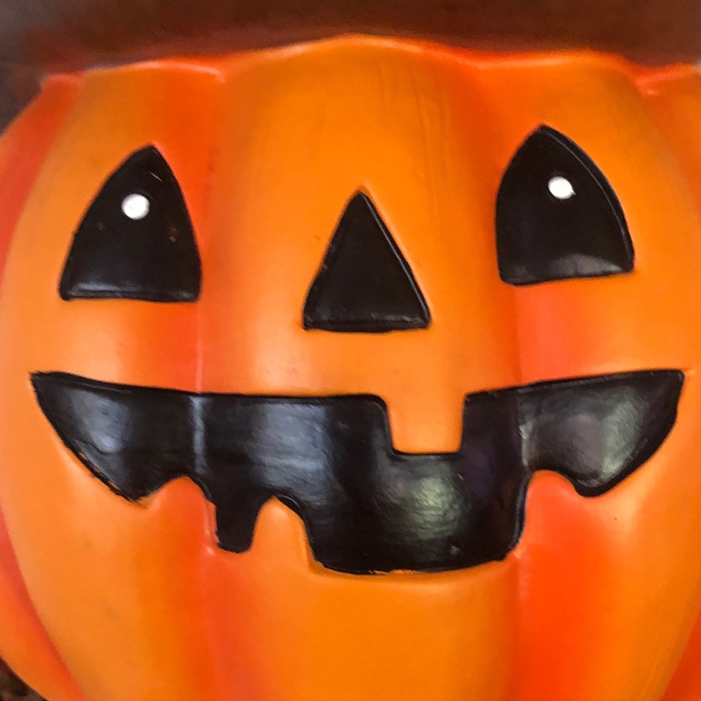 NWT Brown Cowboy Hat Orange Pumpkin Jack-O'-Lantern Décor Figurine - Picture 6 of 6